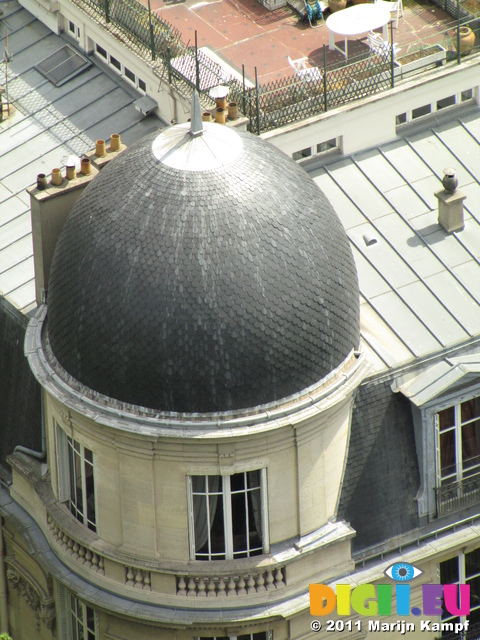 SX18442 Domed roof of house from Eiffel tower